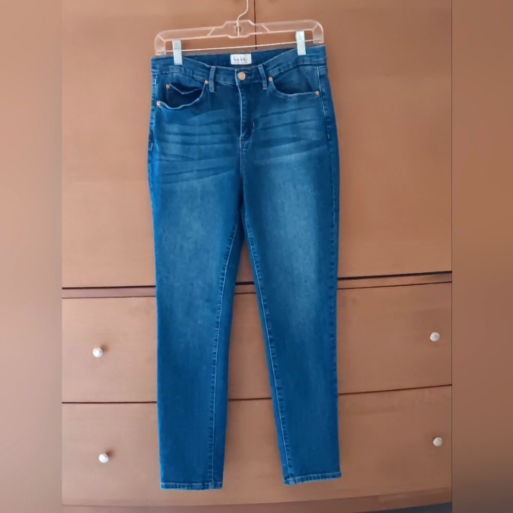 Nicole Miller High Rise Skinny Crop Jeans, Size 8, Medium Blue